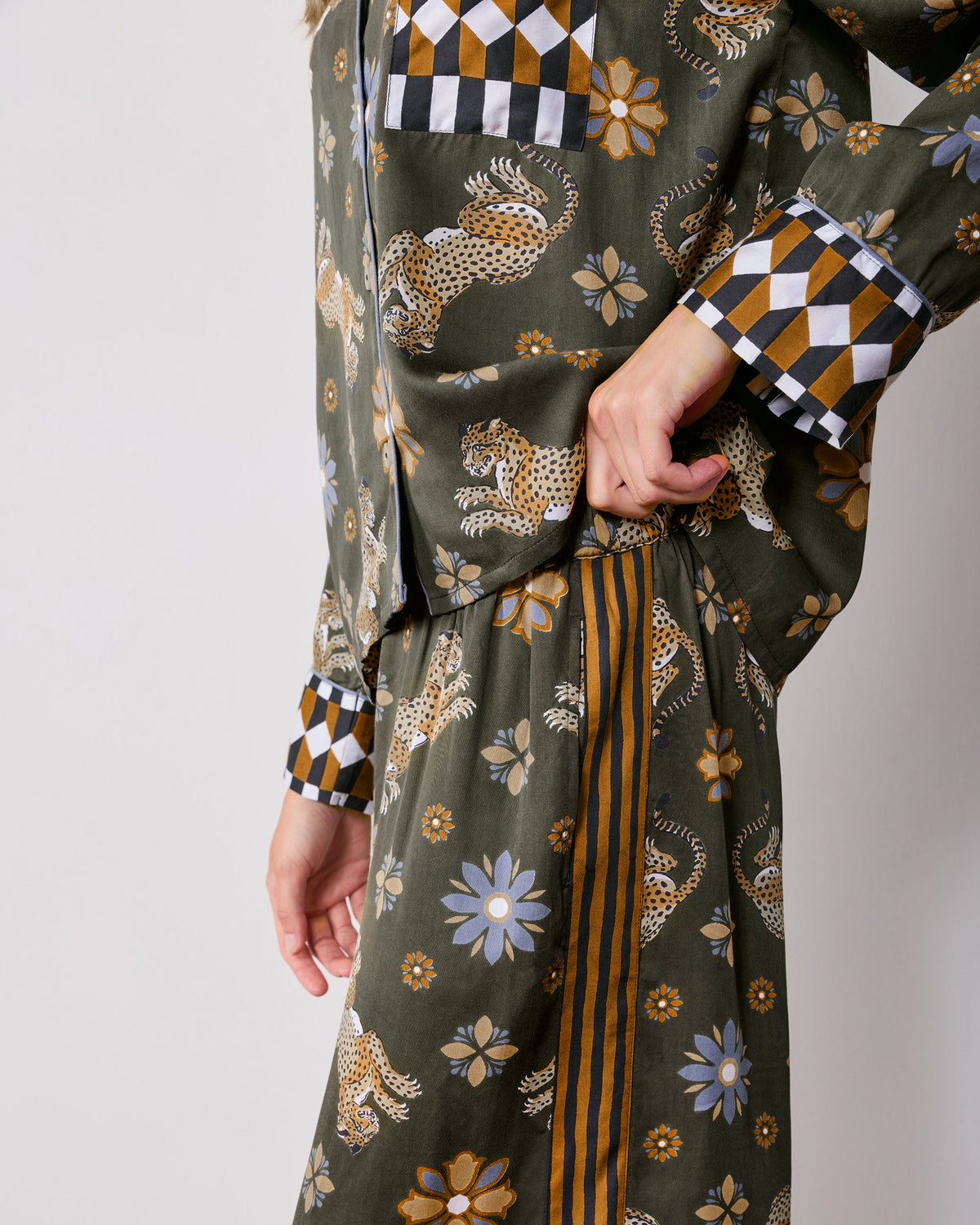 Bagheera Kaleidoscope - Petite Eco Satin Rittenhouse Set - Olive